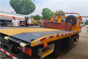 相山区附近拖车电话号码服务