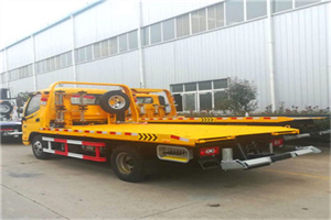 相山区附近拖车救援搭电